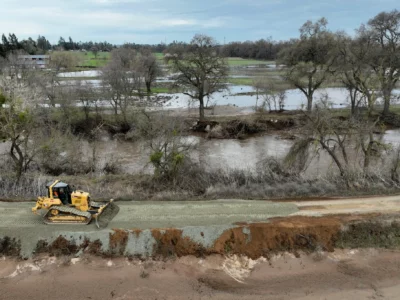 Floods Show California’s Climate Dilemma: Fight the Water, or Pull Back?